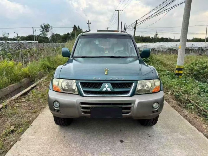 嘉兴12年三菱帕杰罗1