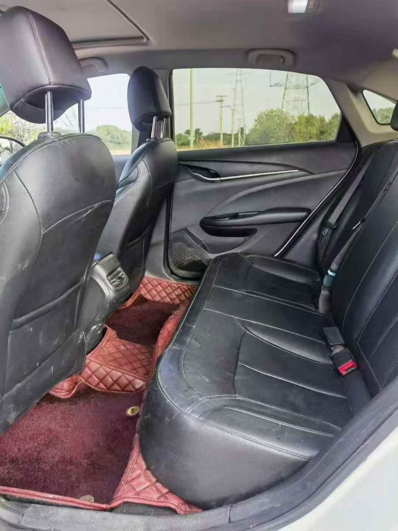 宁波18年别克英朗4