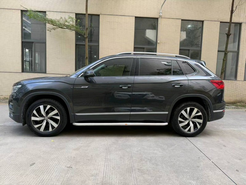 佛山20年大众探岳6