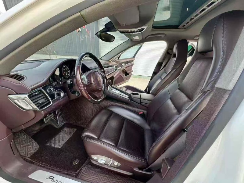 徐州15年保时捷帕拉梅拉4