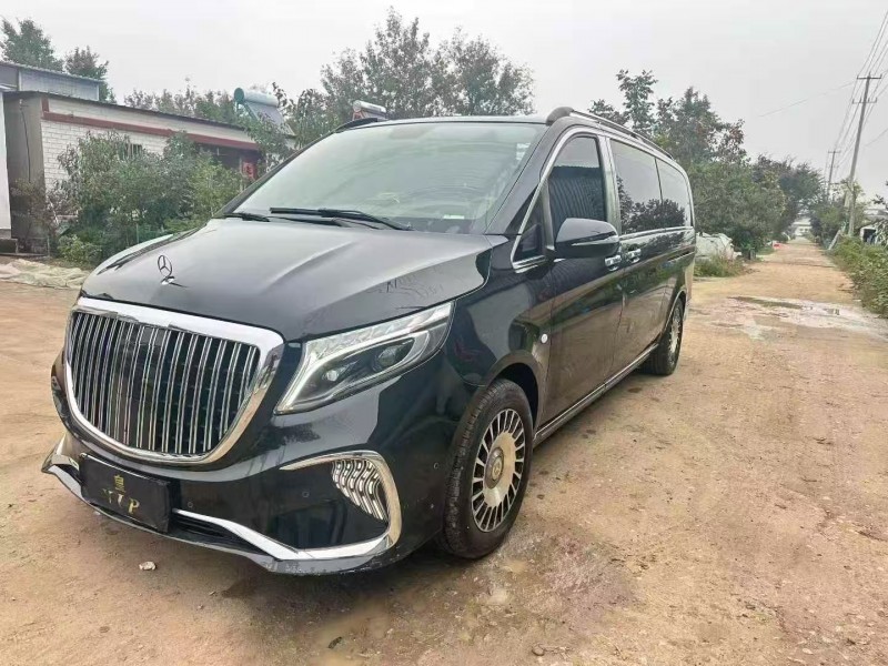 徐州21年奔驰威霆2