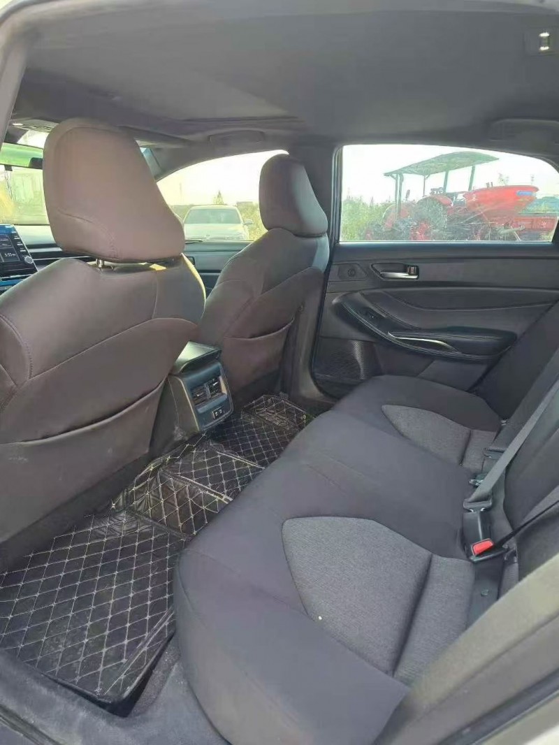 徐州21年丰田亚洲龙6