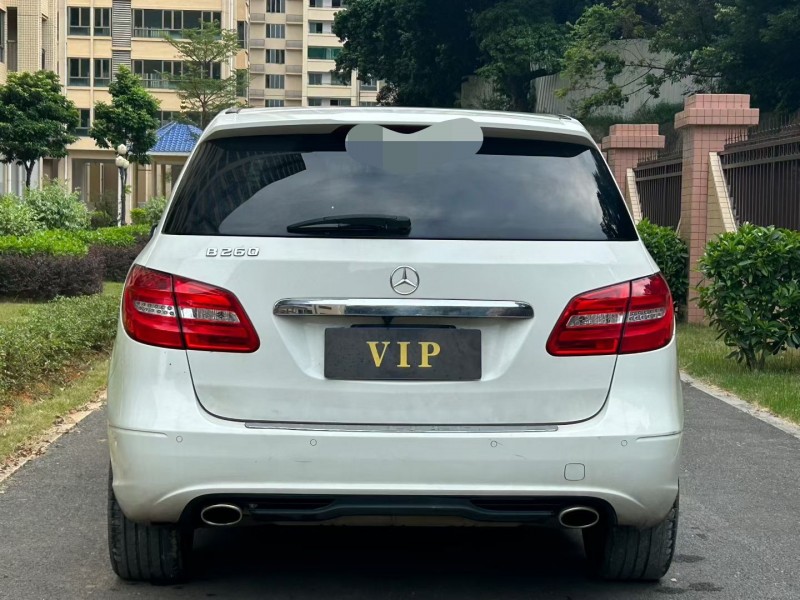 东莞13年奔驰B7