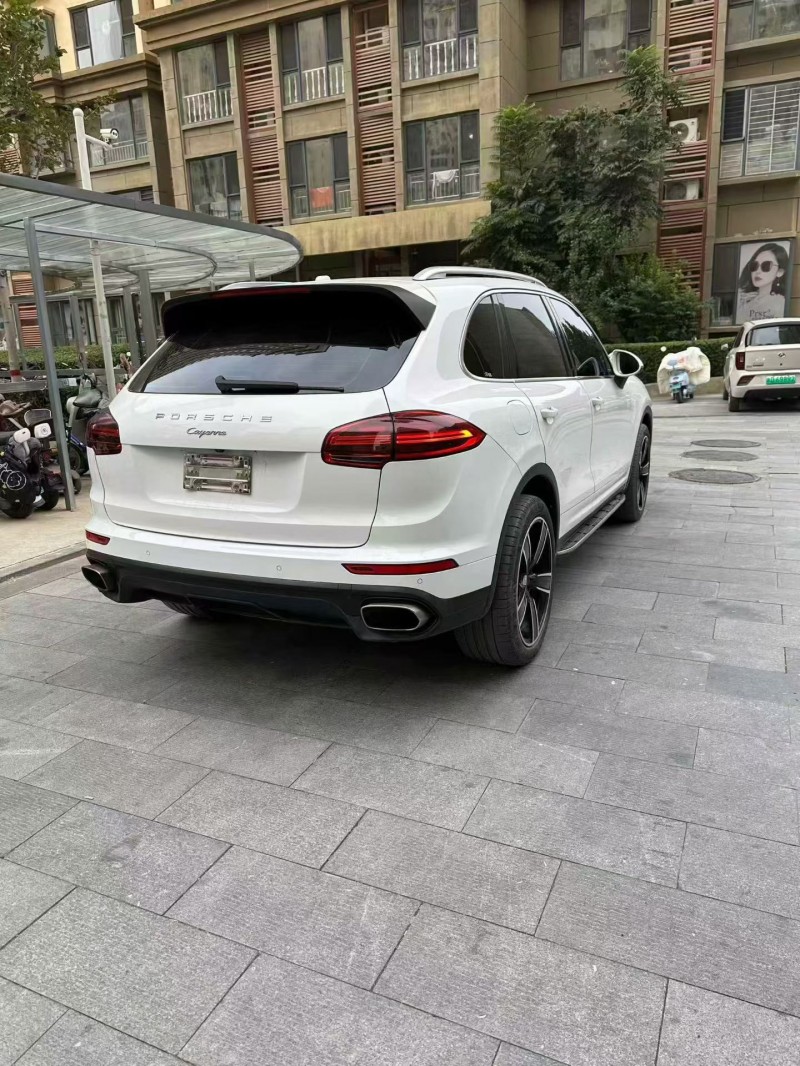 邢台15年保时捷卡宴7