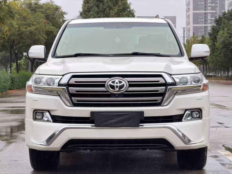 昆明19年丰田兰德酷路泽1