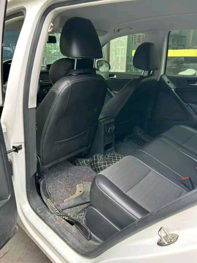 南昌19年大众途观4