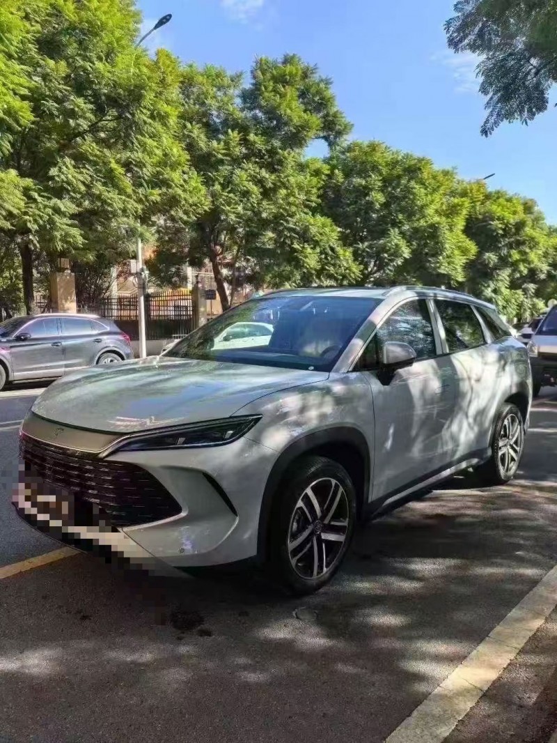 六盘水25年比亚迪宋2