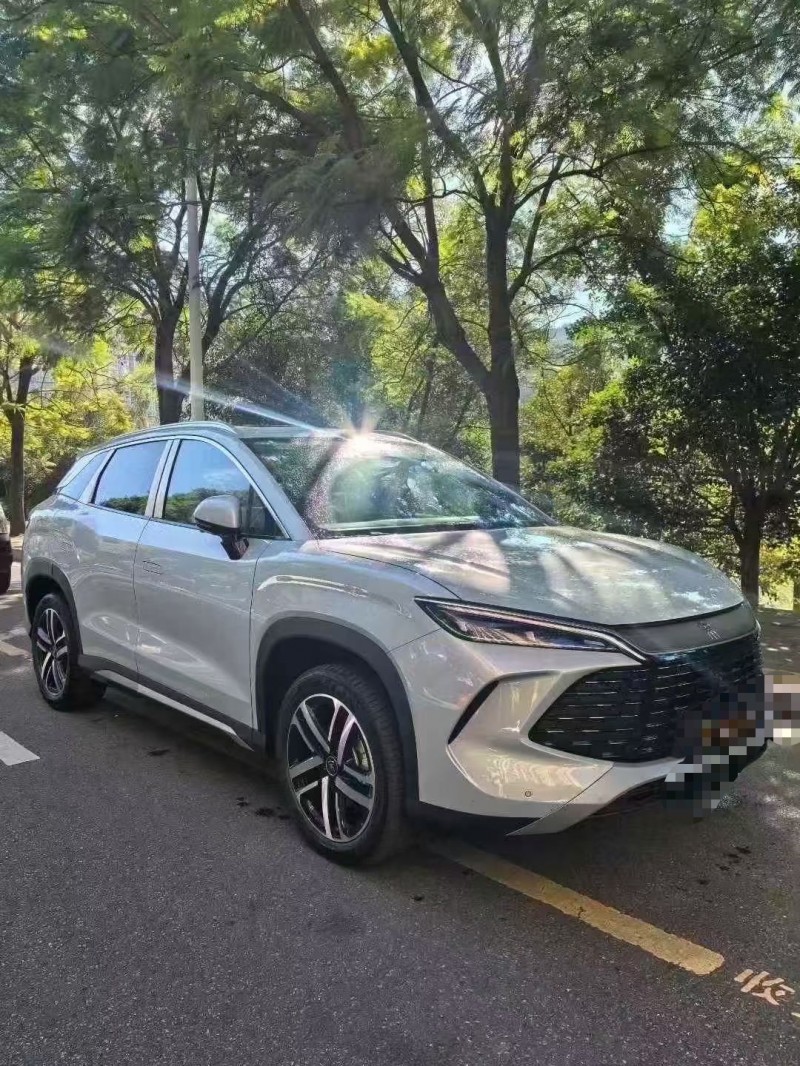 六盘水25年比亚迪宋3