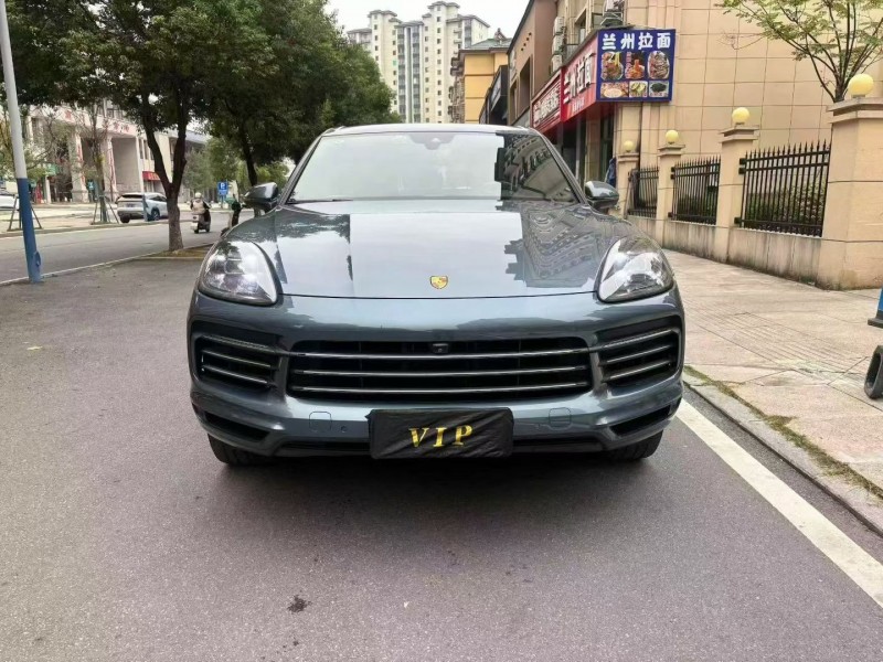 衢州18年保时捷卡宴1