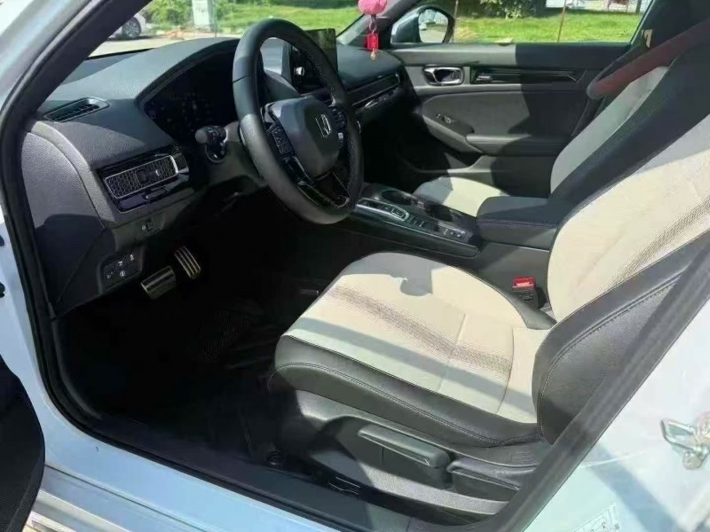 厦门25年本田思域4