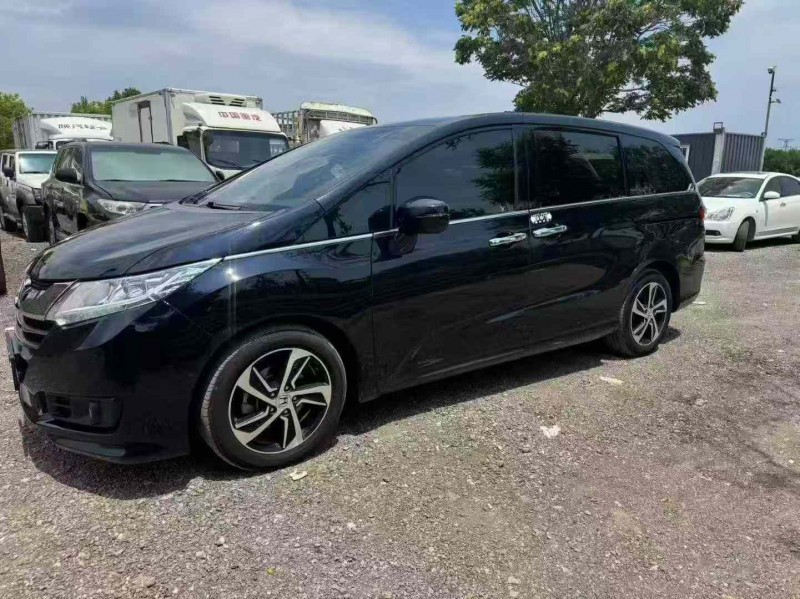 唐山17年本田奥德赛3