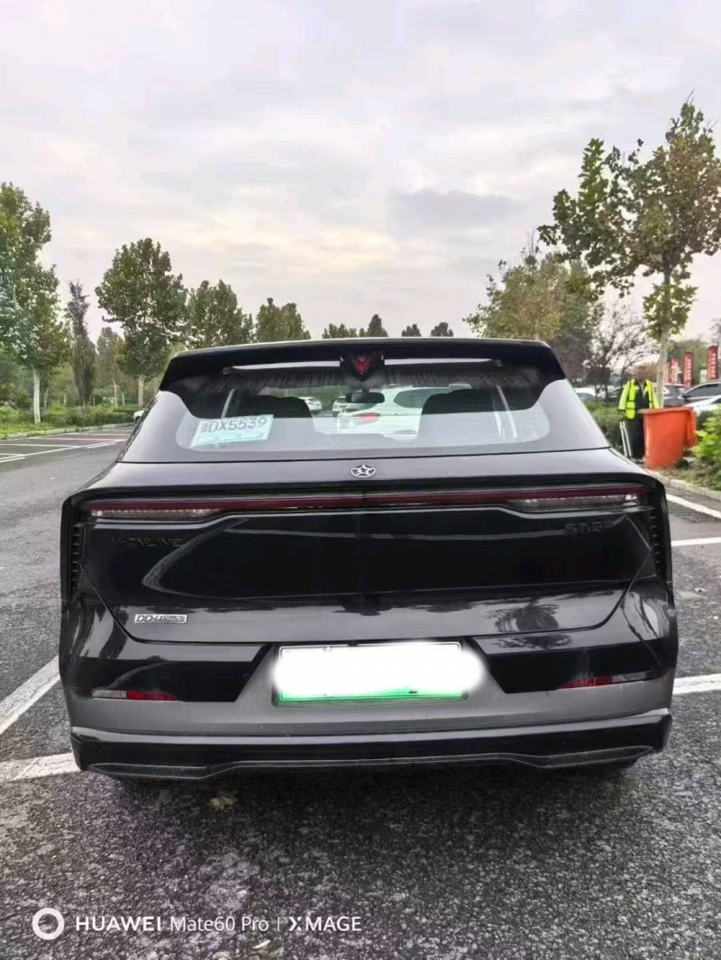 青岛25年启辰大V3