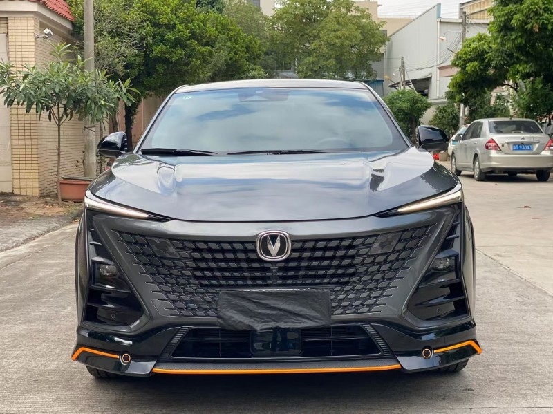 中山22年长安汽车UNI1