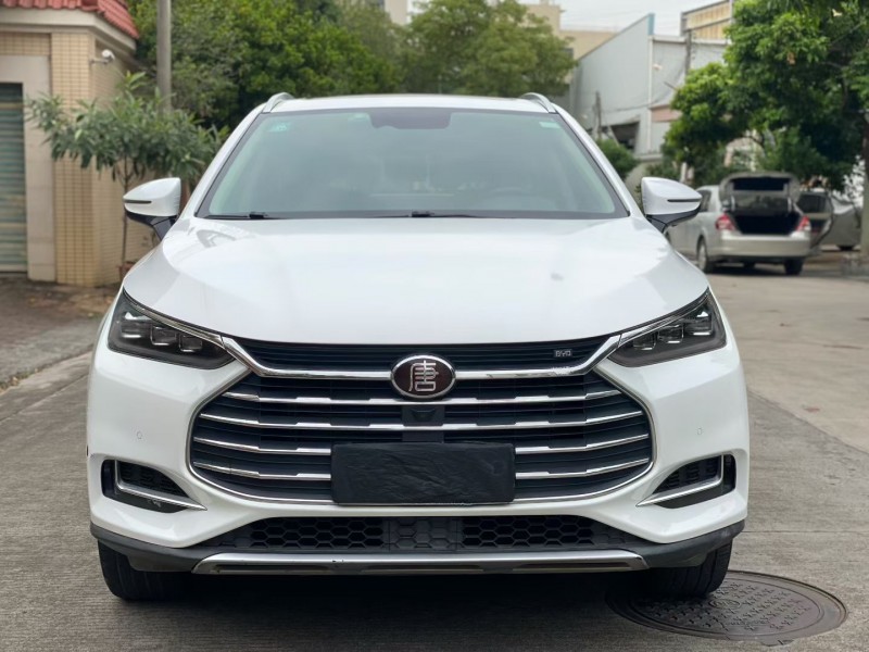 中山18年比亚迪唐1