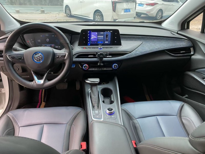 中山23年别克微蓝5