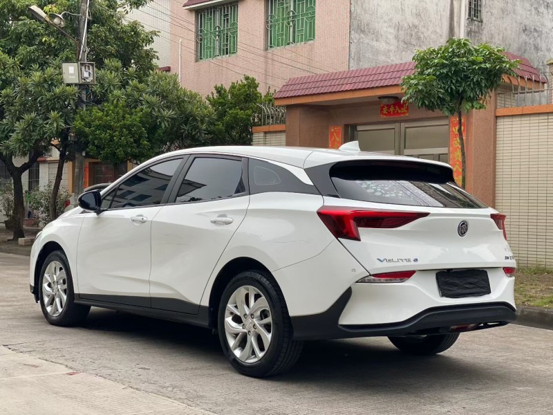 中山23年别克微蓝8