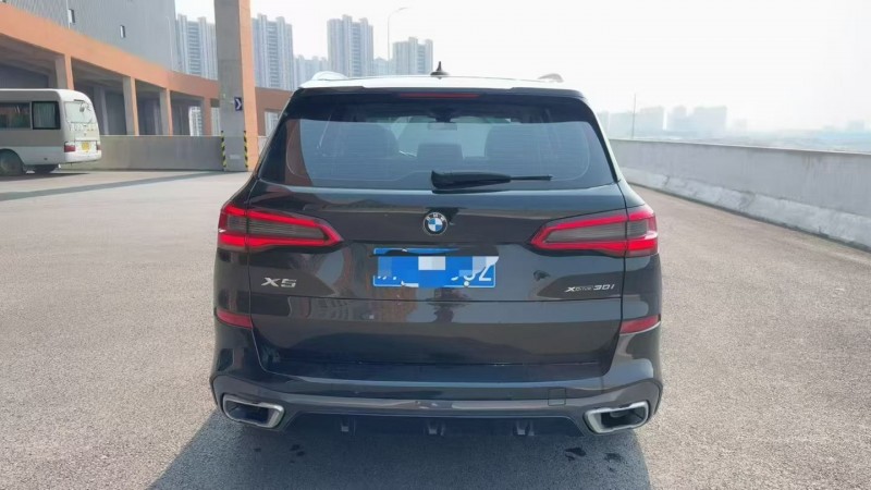 徐州19年宝马X59