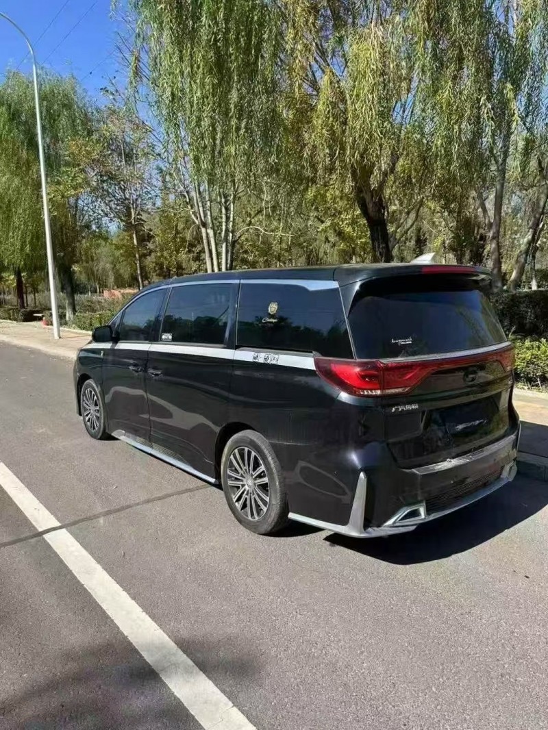 枣庄22年传祺M86