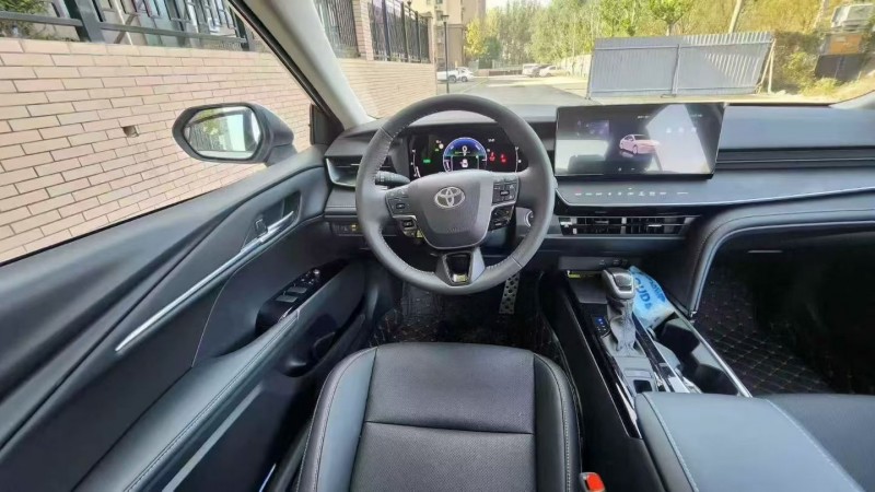 唐山25年丰田凯美瑞5