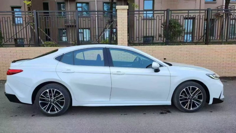 唐山25年丰田凯美瑞7