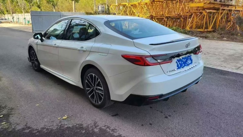 唐山25年丰田凯美瑞8