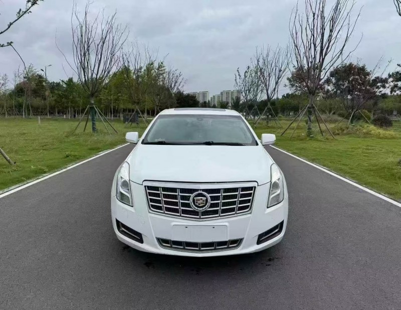徐州15年凯迪拉克XTS1