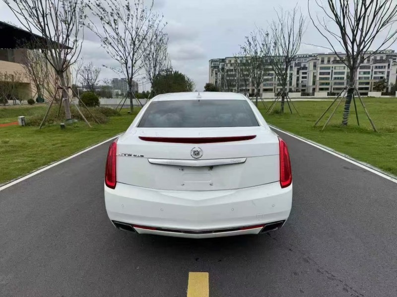 徐州15年凯迪拉克XTS9