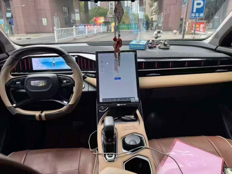 杭州24年吉利博越5