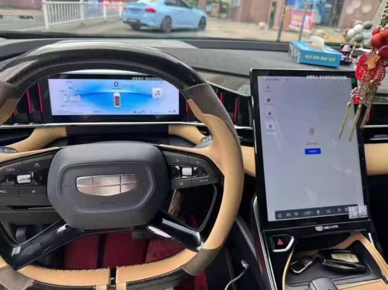 杭州24年吉利博越8