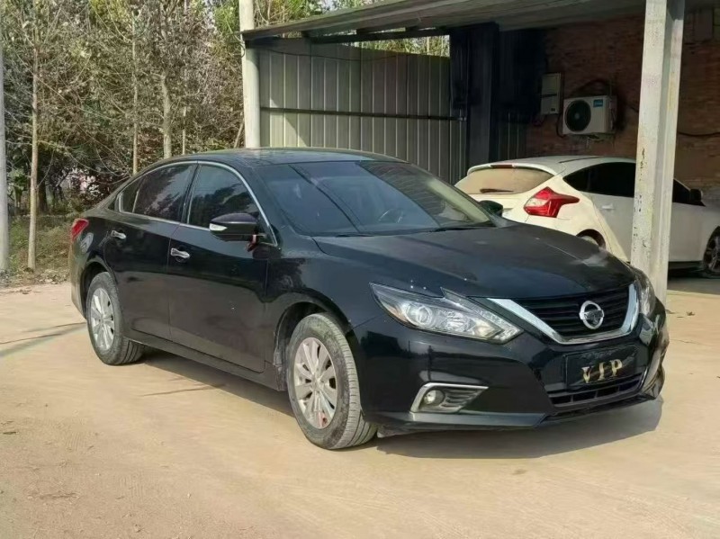 徐州18年日产天籁2