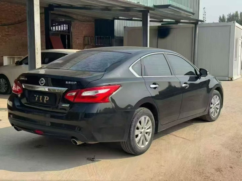 徐州18年日产天籁8