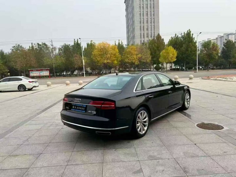 保定16年奥迪A8L8