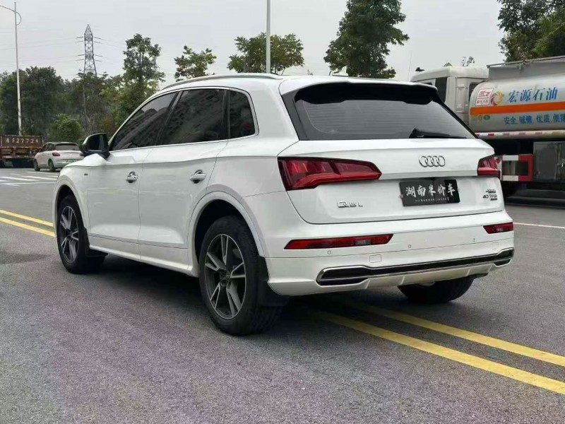 邵阳19年奥迪Q57