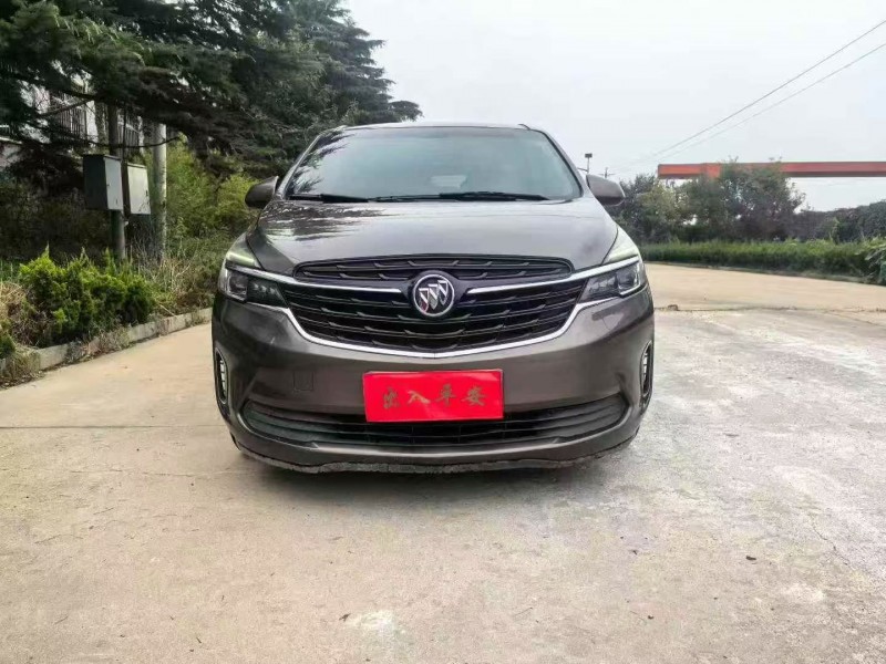 青岛20年别克GL81