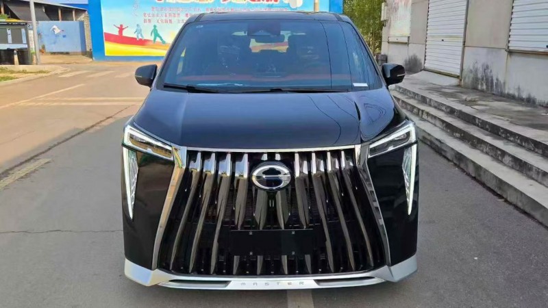 淄博25年传祺M81