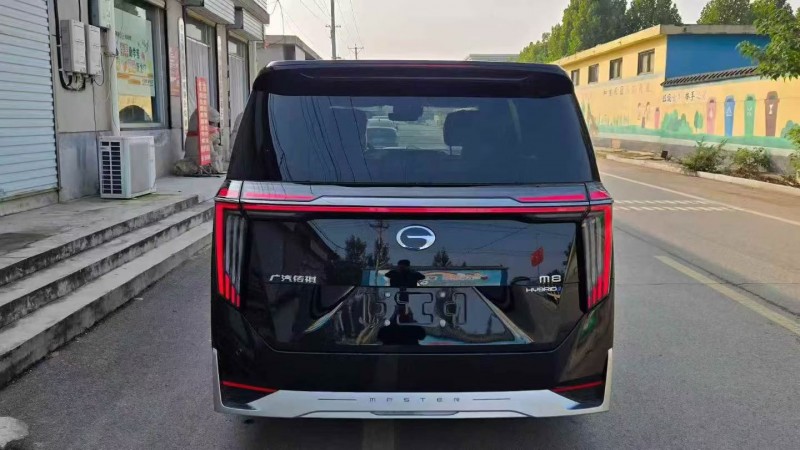 淄博25年传祺M89