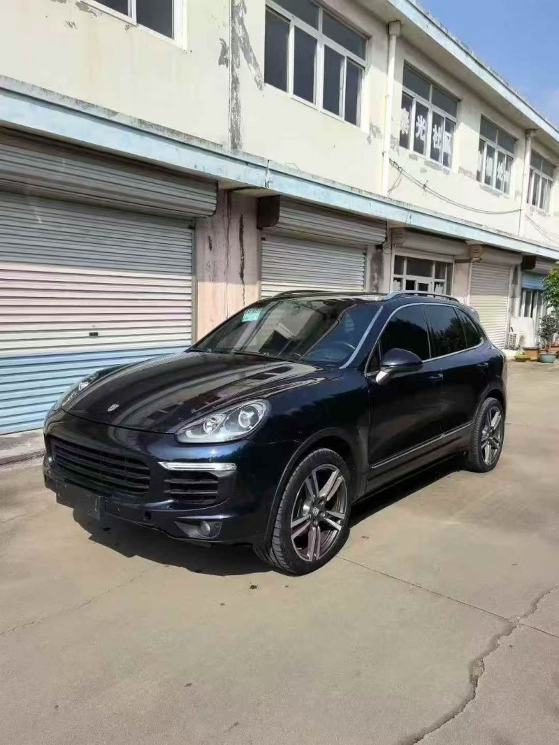 枣庄15年保时捷卡宴3