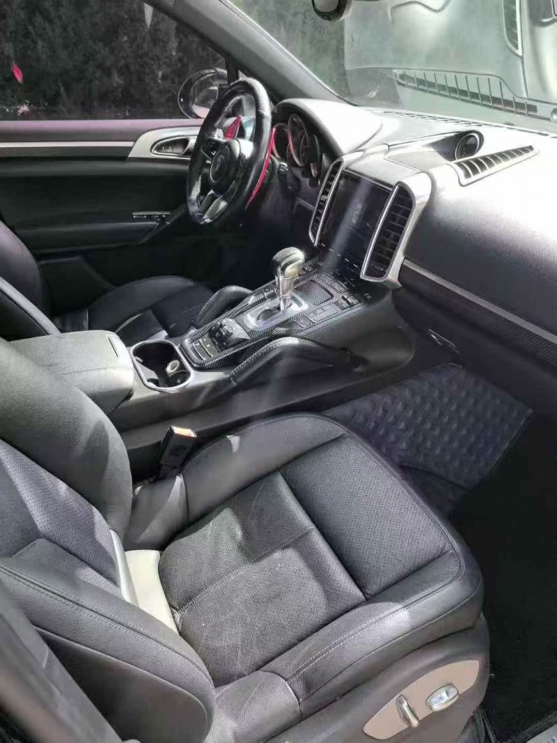 枣庄15年保时捷卡宴5