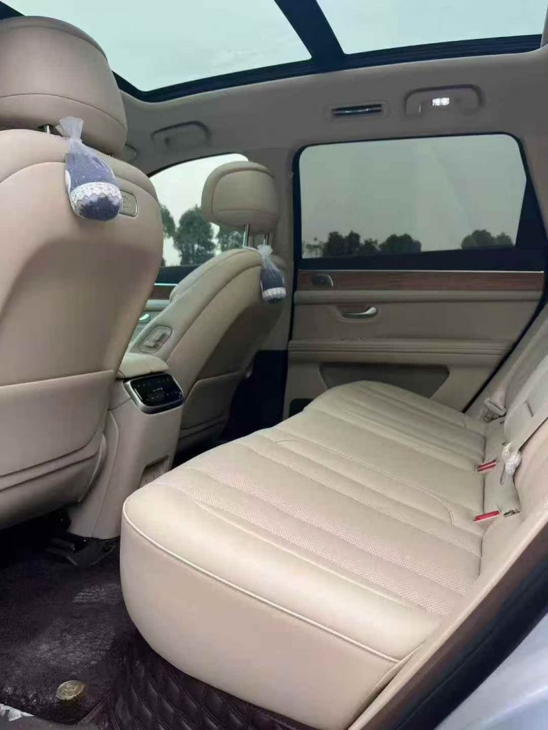 新余24年华为智选问界6