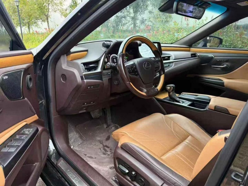 宜昌20年雷克萨斯ES4