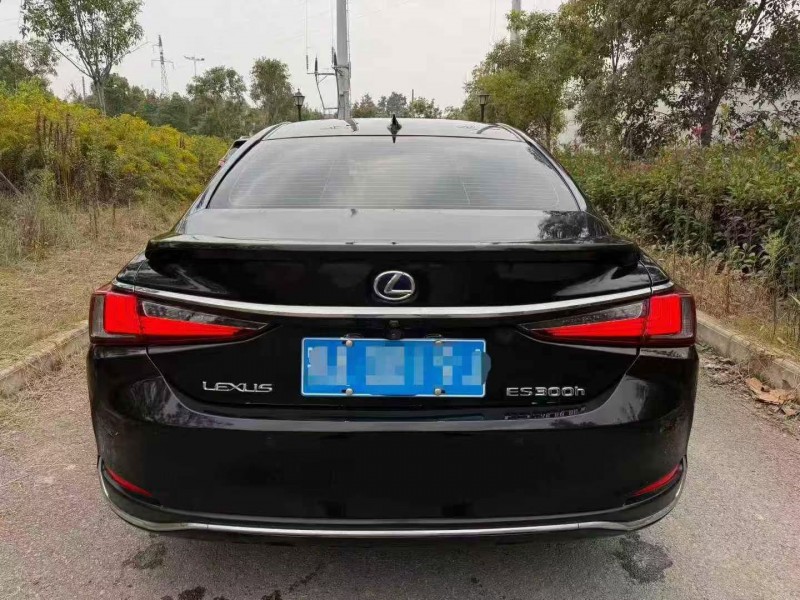 宜昌20年雷克萨斯ES9