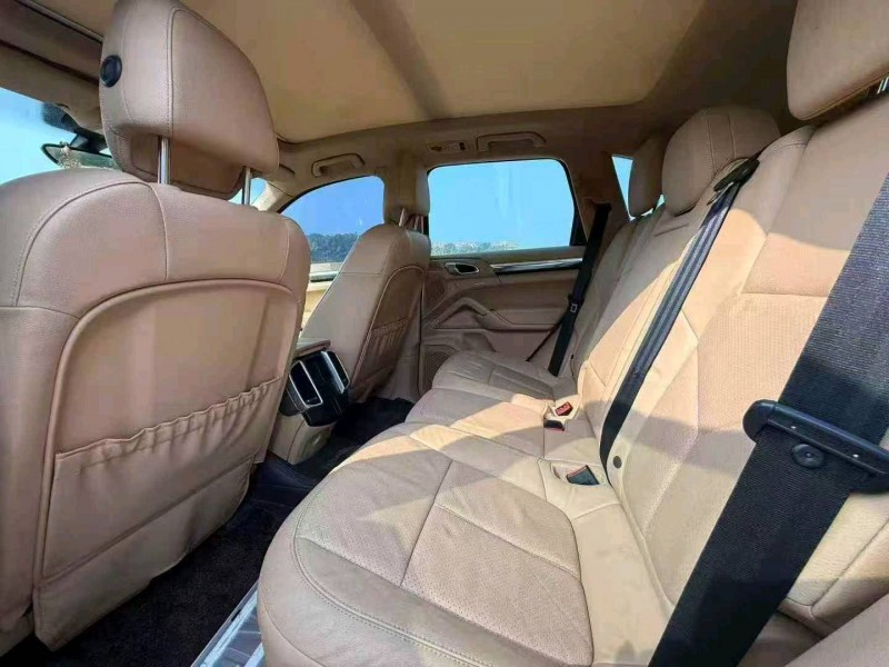 湘潭15年保时捷卡宴5