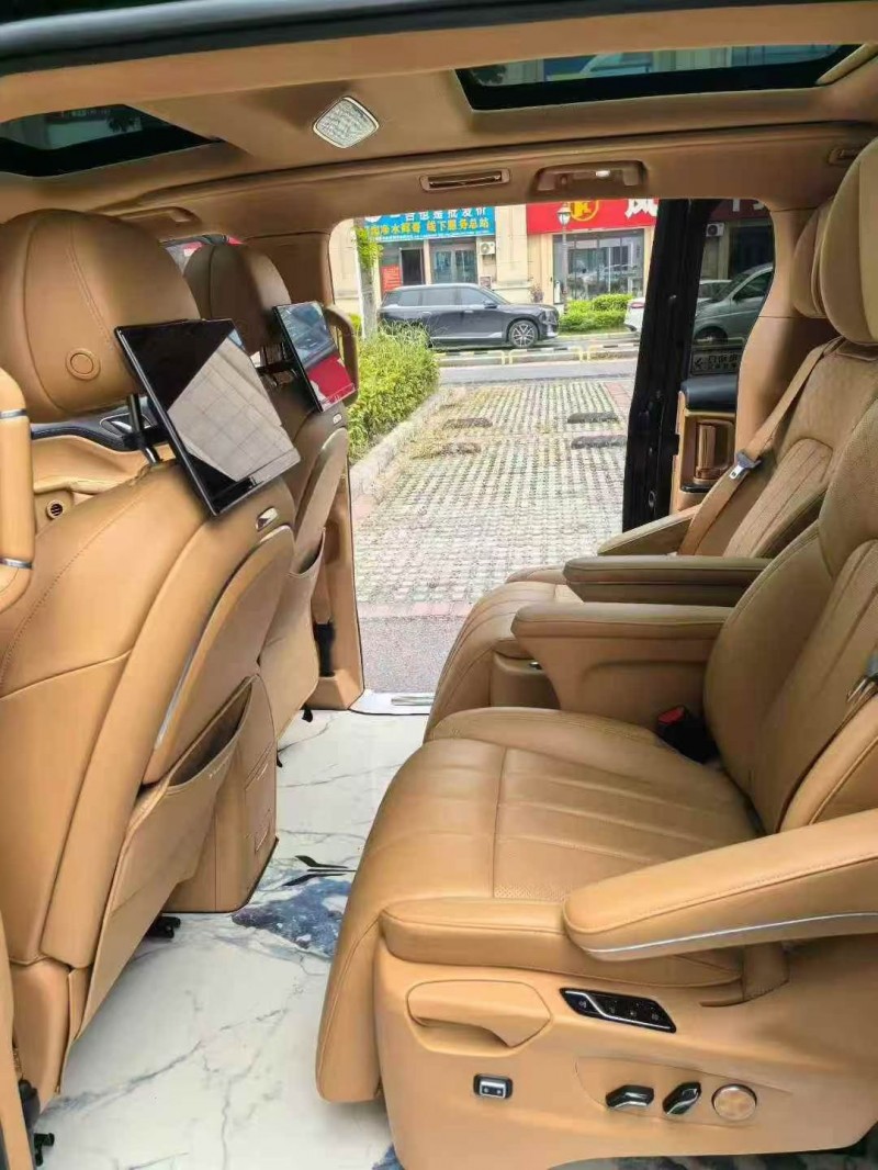 宜昌23年岚图汽车梦想家6