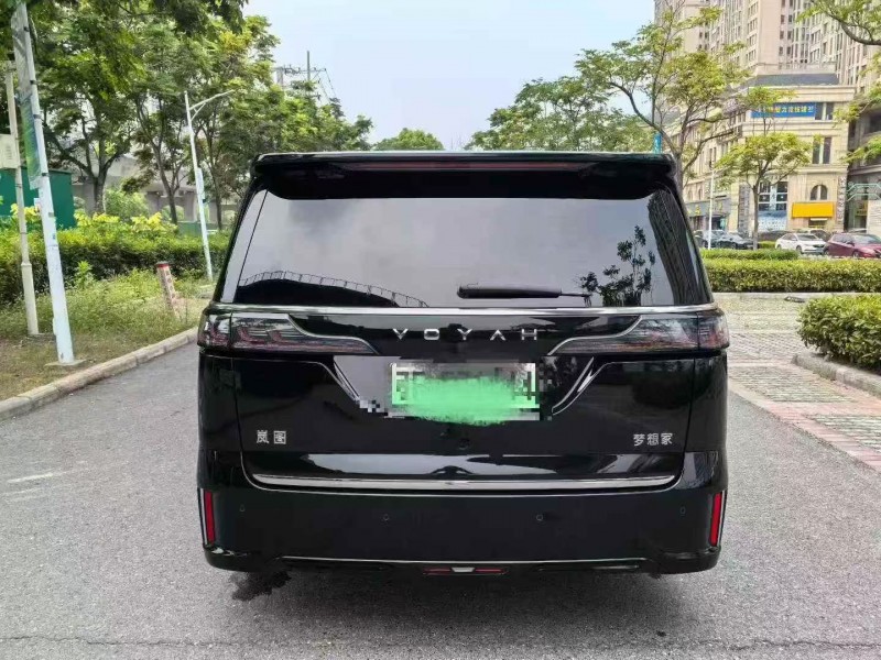 宜昌23年岚图汽车梦想家9