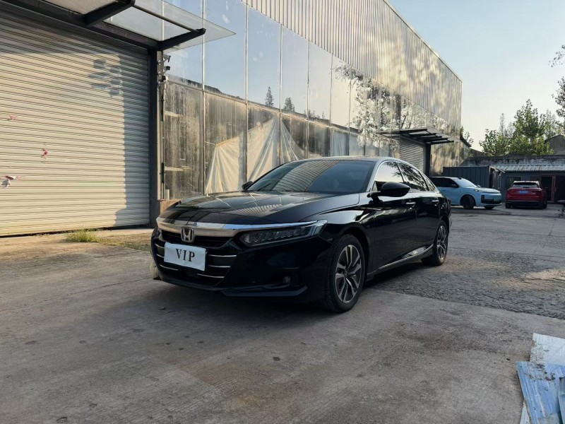 徐州23年本田雅阁2