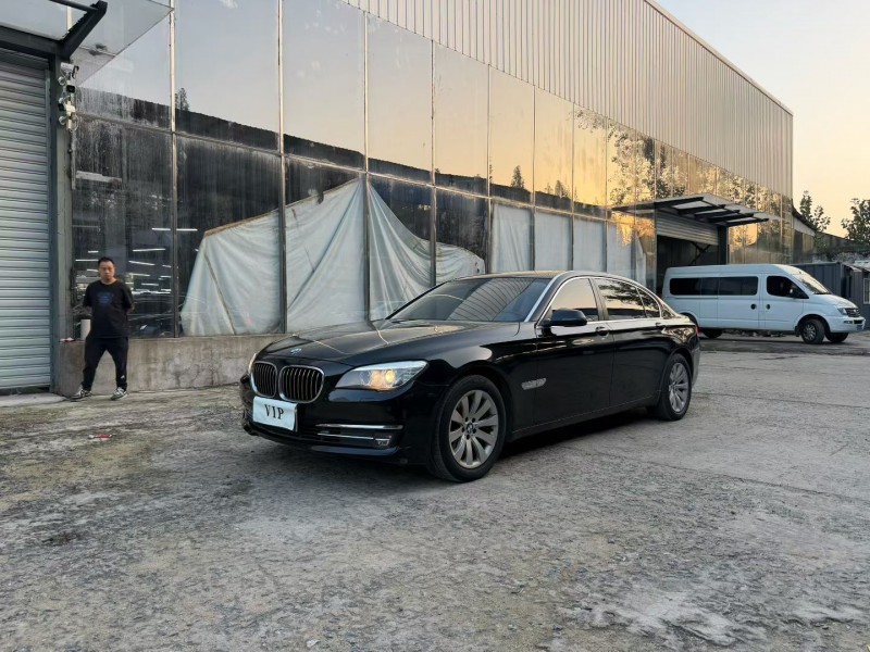 徐州14年宝马7系2