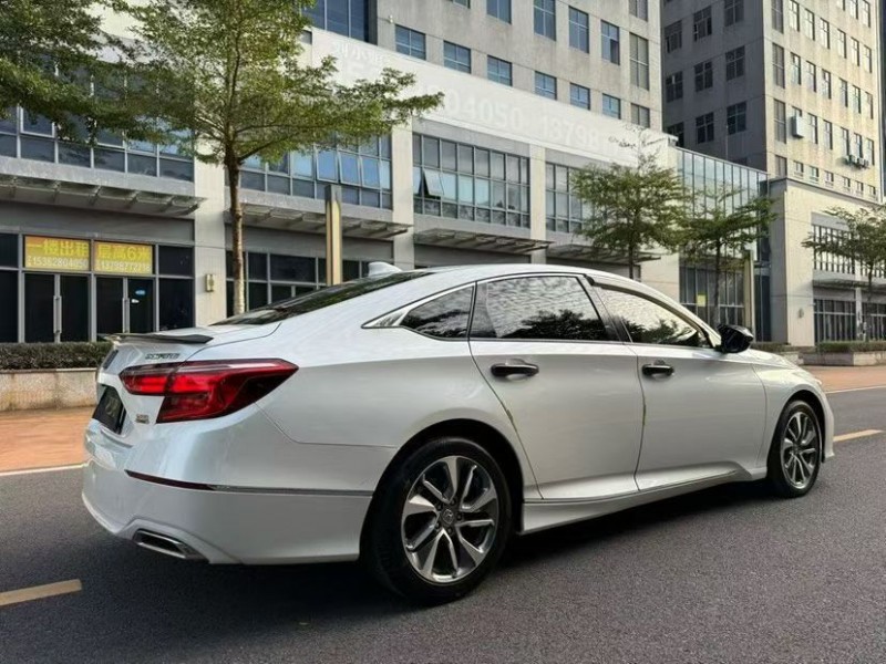 深圳21年本田英诗派9