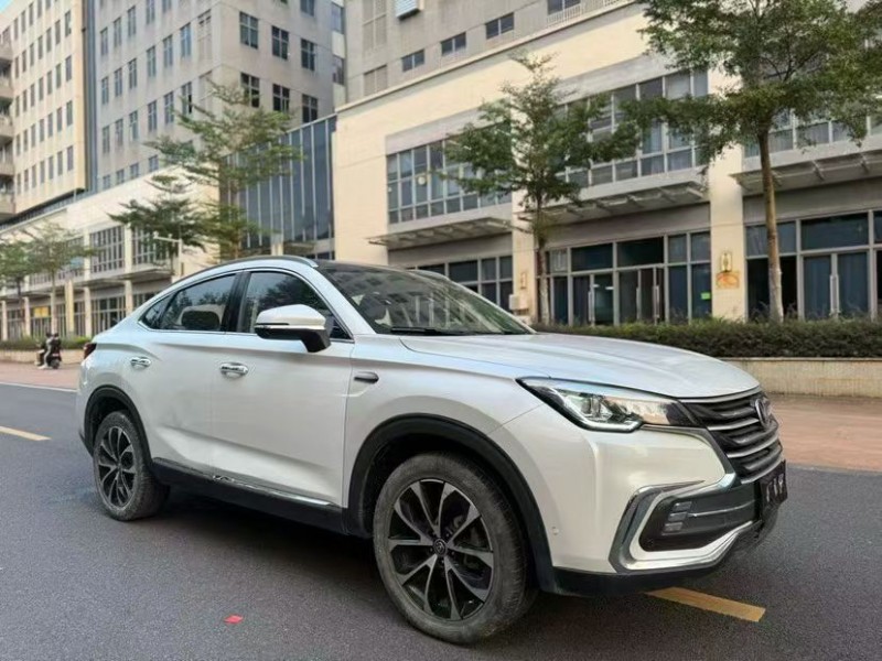 珠海20年长安汽车CS853