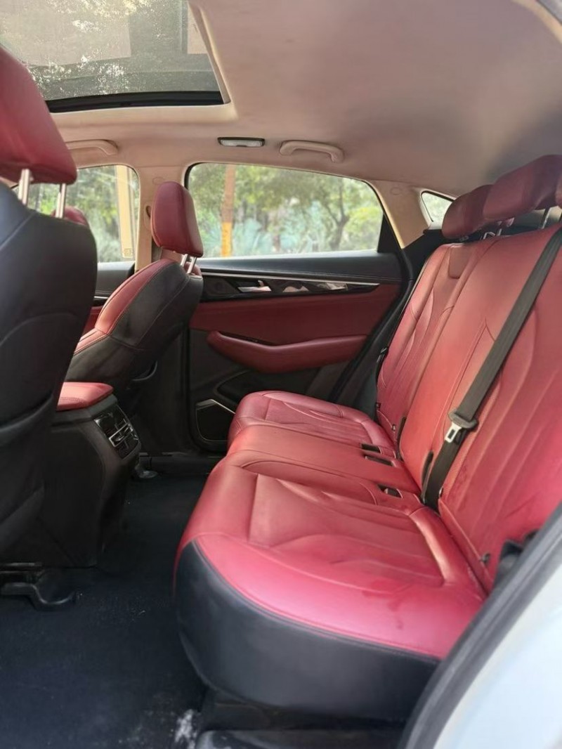 珠海20年长安汽车CS856