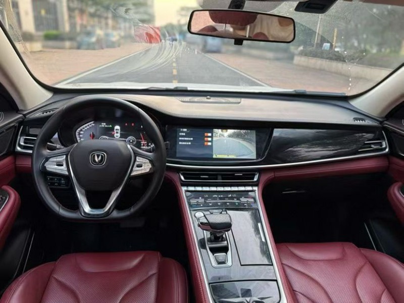 珠海20年长安汽车CS857